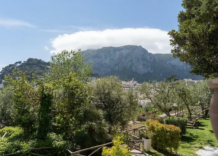 Отель Helios Капри