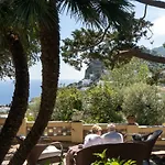 Helios Hotel 3*