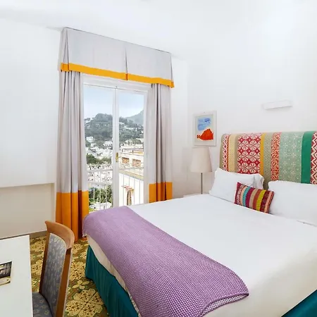 Helios Hotel