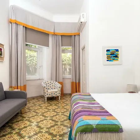 Helios Hotel